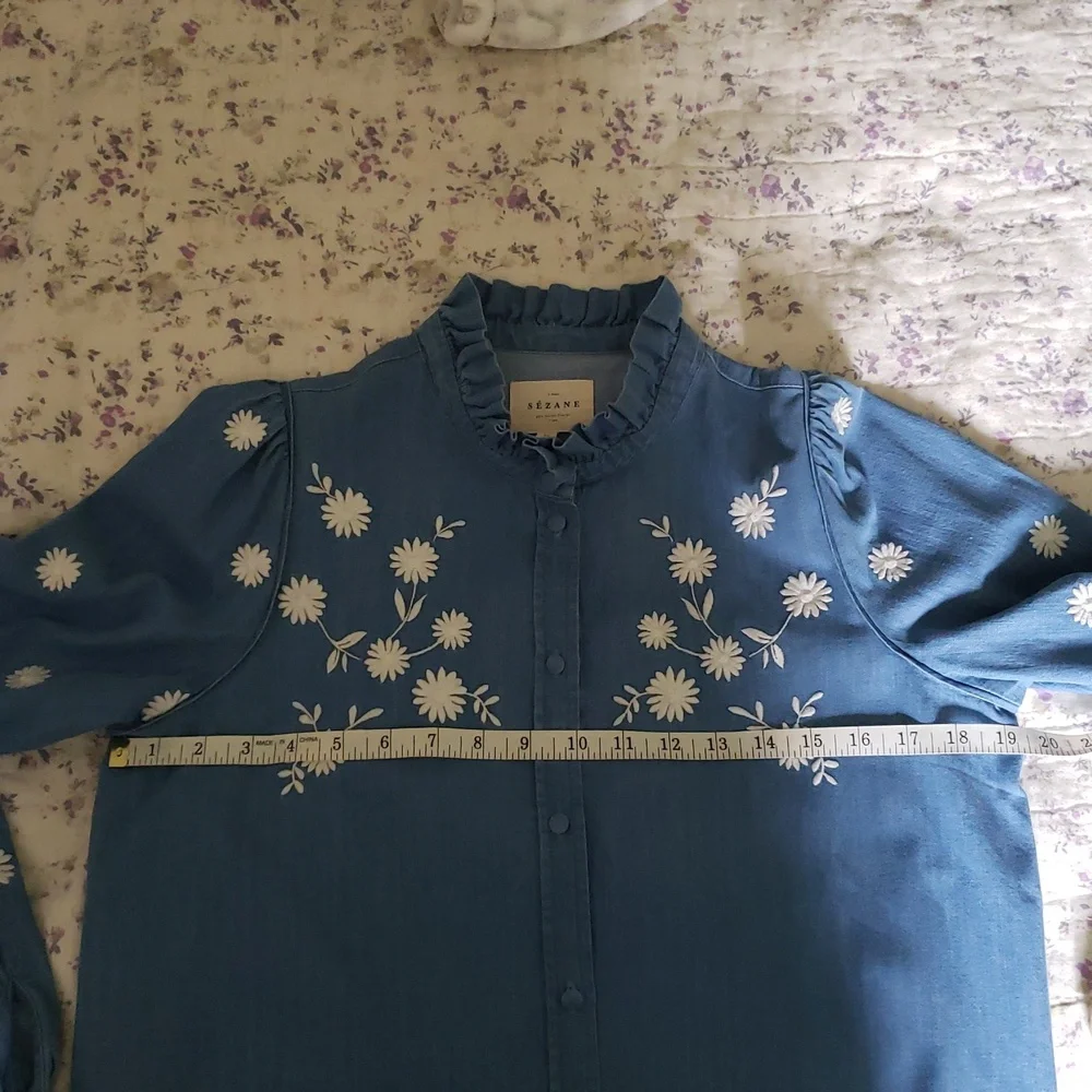 Sezane Blue Blouse with White Floral Embroidery - Picture 10 of 10